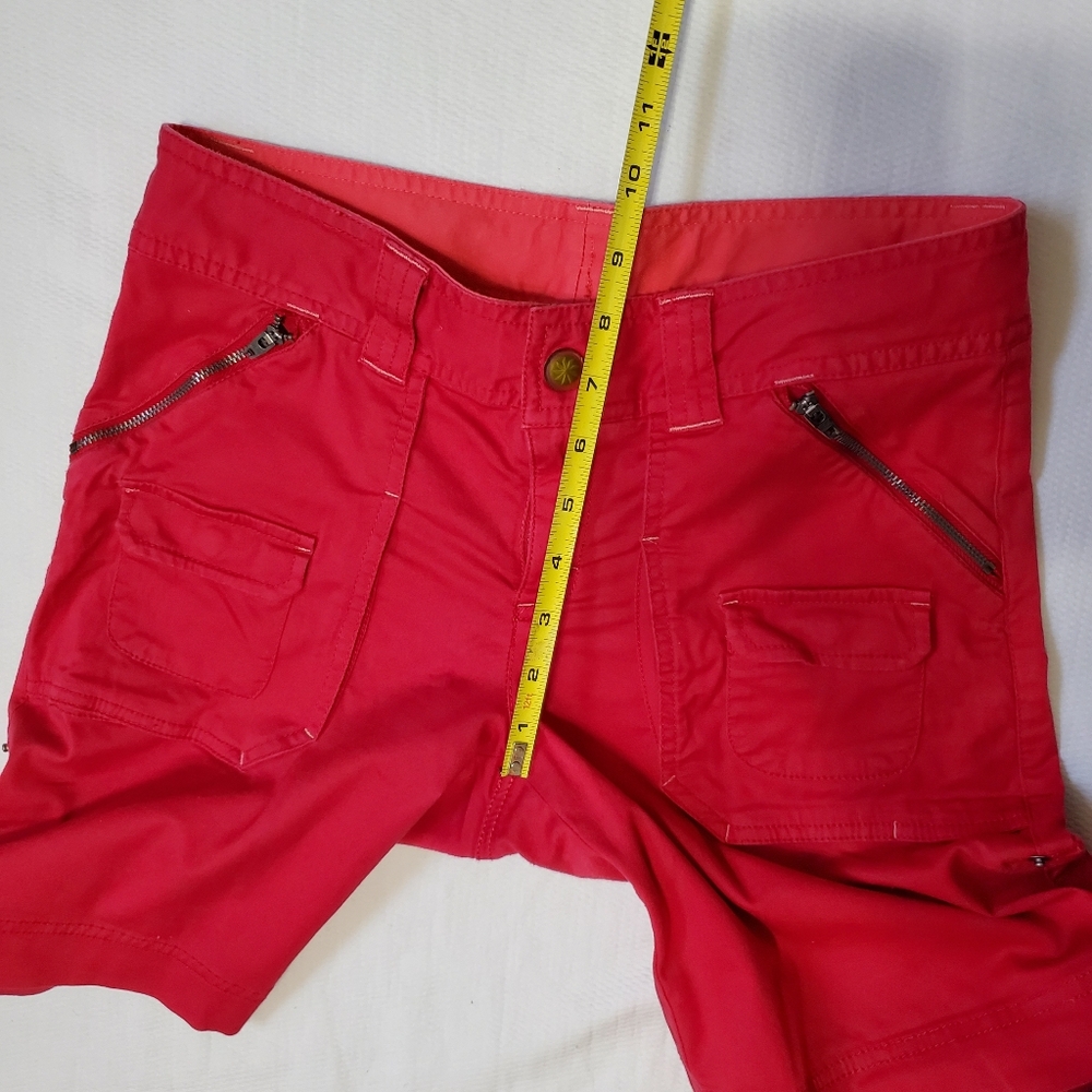 Athleta Coastal Cargo Roll Tab Shorts Red Cotton Blend Size 0 - Picture 10 of 10